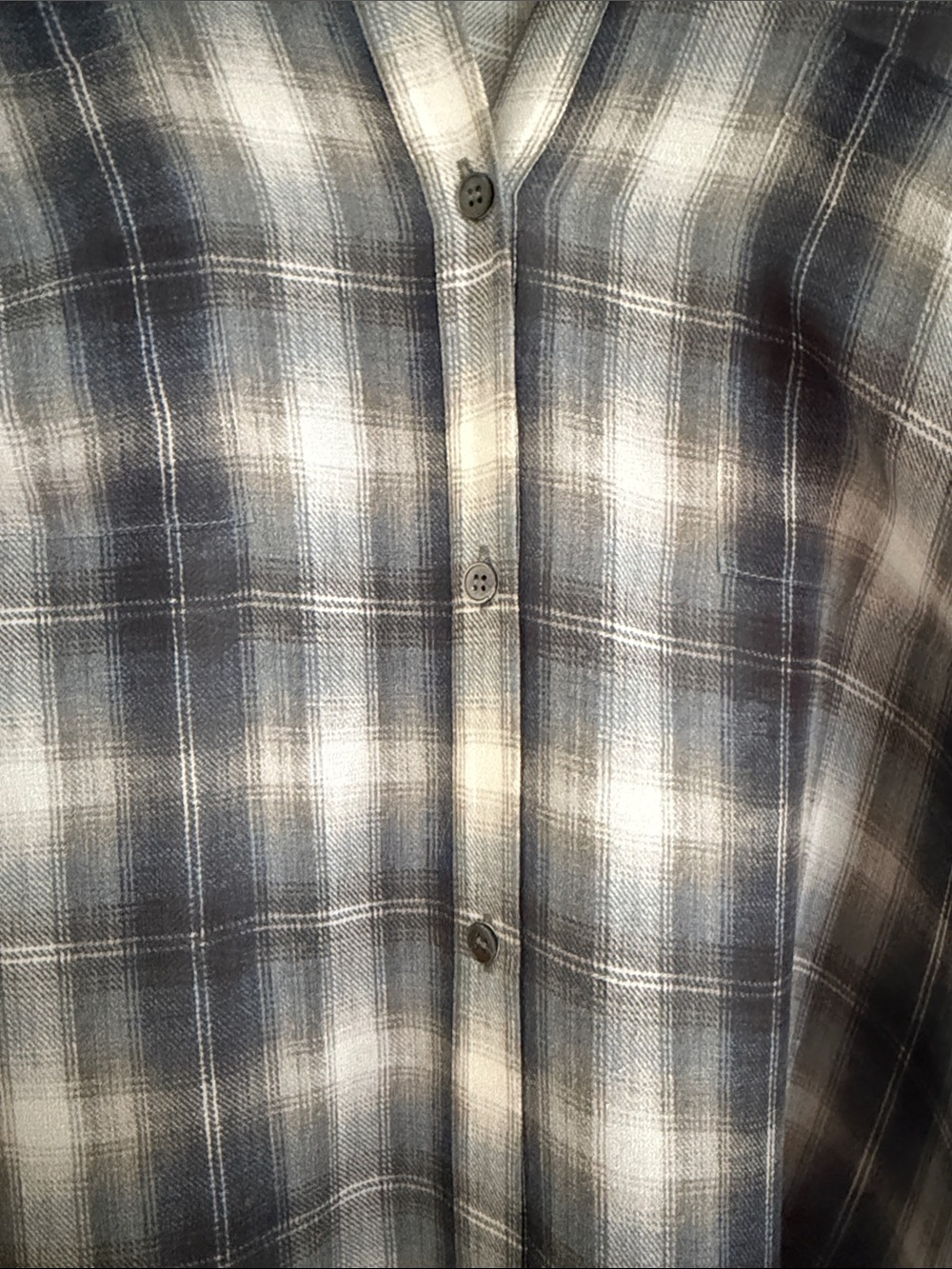 Vince Women's Blue and White Plaid Button-Down Shirt - Picture 3 of 5